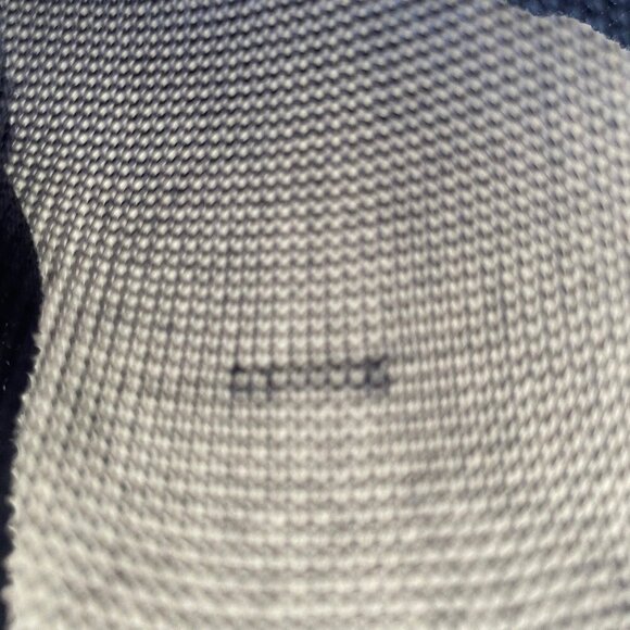 Anne Klein Vintage Slvless Crew Neck Mesh Panel Viscose Blend Knit Top Blue Sz S - Picture 11 of 12